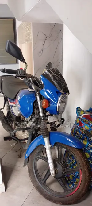TVS HLX 125 2026 Blue