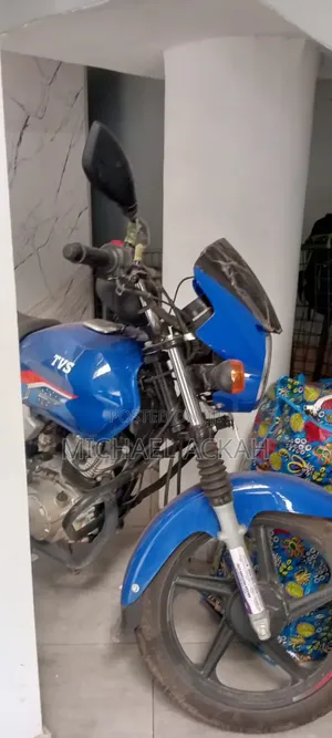 TVS HLX 125 2026 Blue