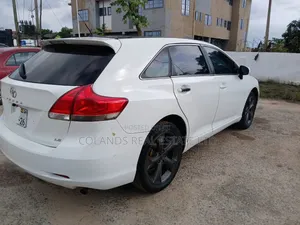 Toyota Venza LE 2012 White