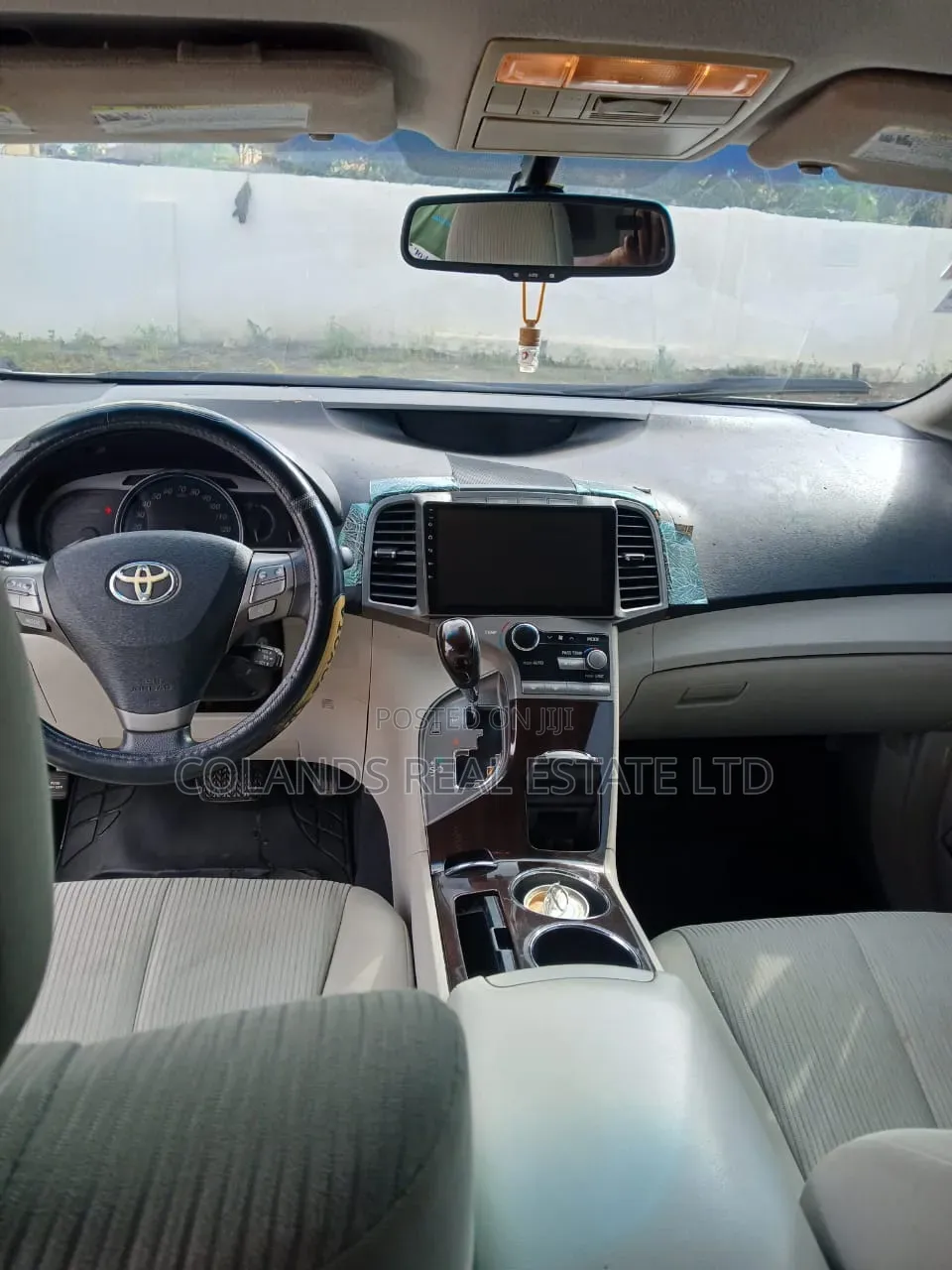 Toyota Venza LE 2012 White