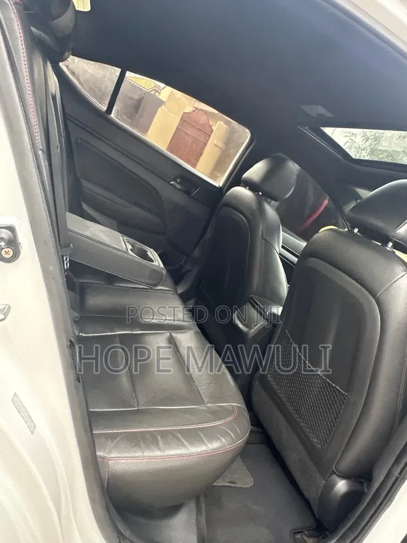 Hyundai Elantra Sport 2018 White