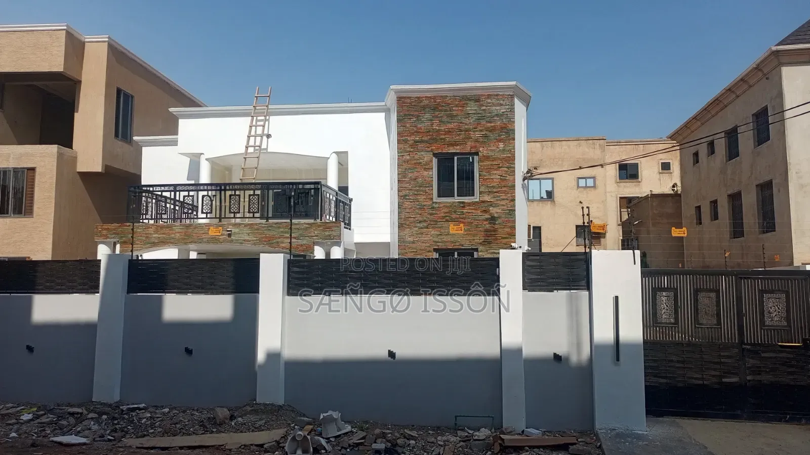 Furnished 4bdrm Mansion in Jellel City, Madina for sale