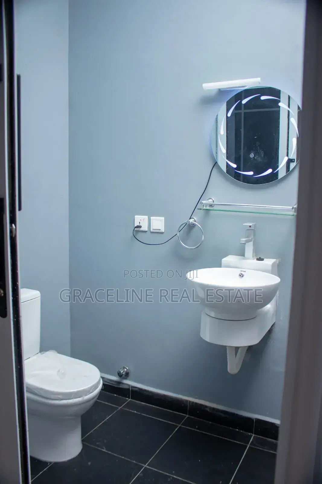 3bdrm House in Graceline Real, Amasaman for sale