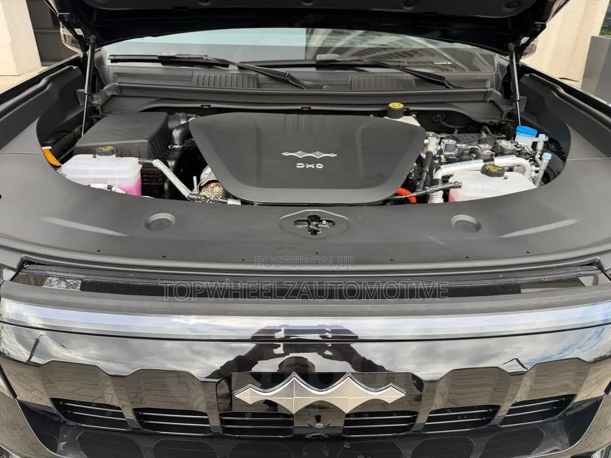 New BYD Leopard 8 2.0 Hybrid AWD 2025 Black