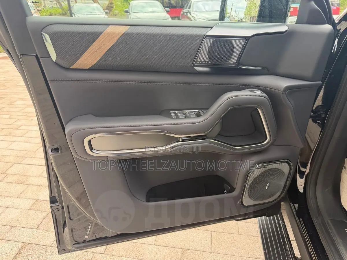 New BYD Leopard 8 2.0 Hybrid AWD 2025 Black