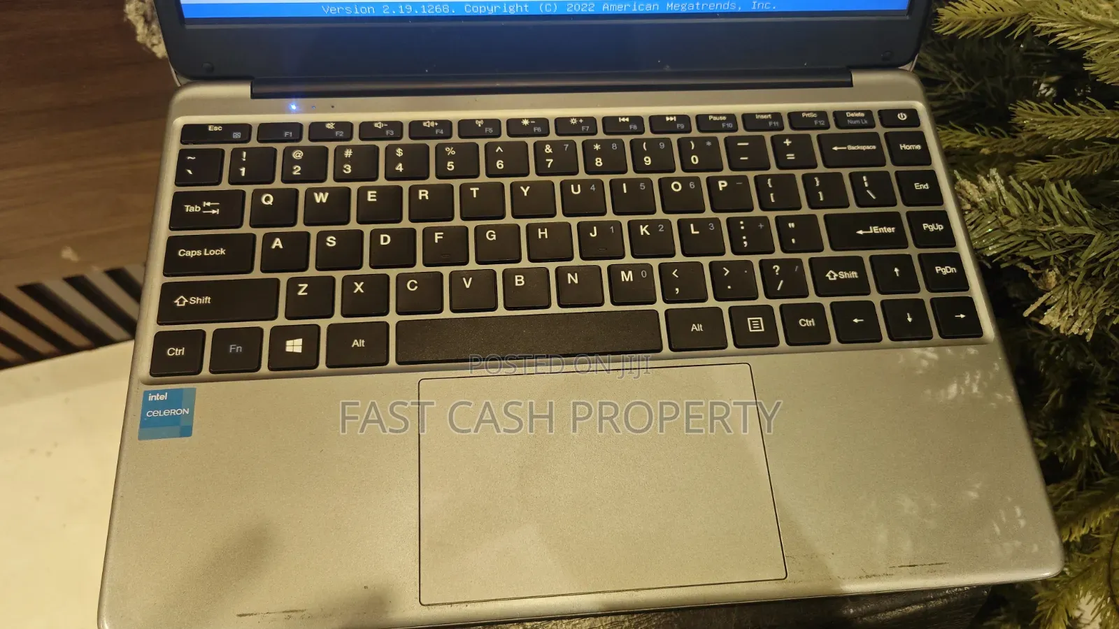 Laptop Chuwi HeroBook Pro 8GB Intel Celeron SSD 500GB