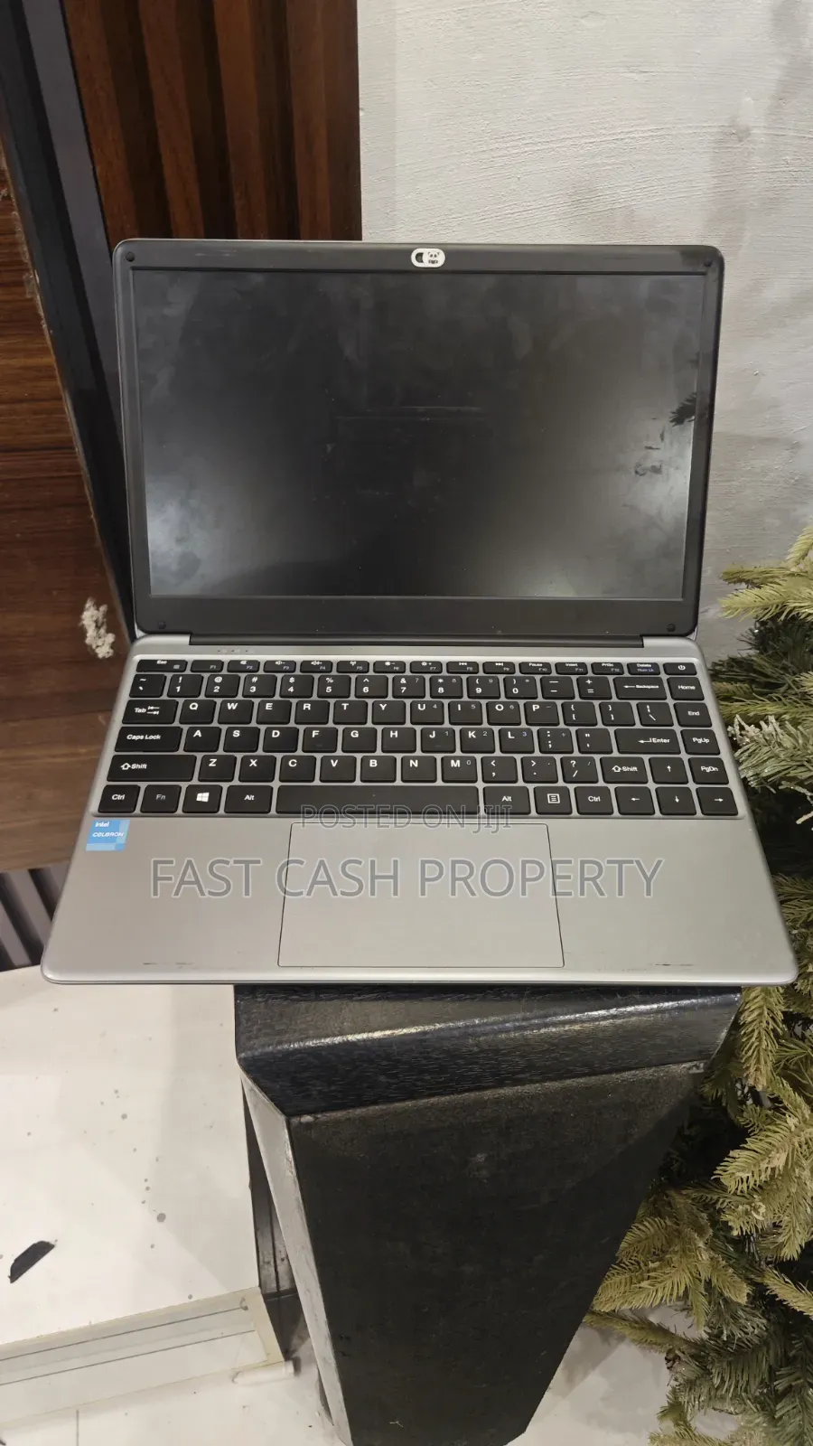 Laptop Chuwi HeroBook Pro 8GB Intel Celeron SSD 500GB