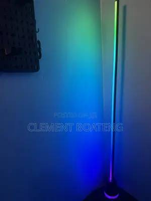 RoomSmart LED Floor Lamp, RGBIC Corner Lamp With