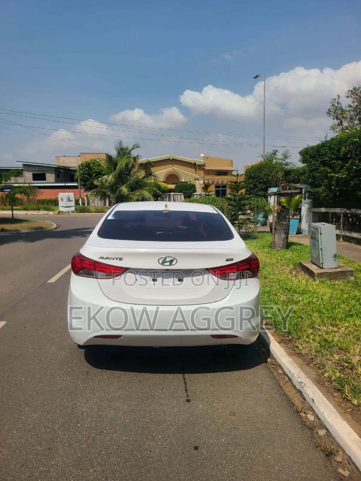 Hyundai Avante 2014 White