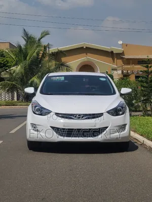Hyundai Avante 2014 White