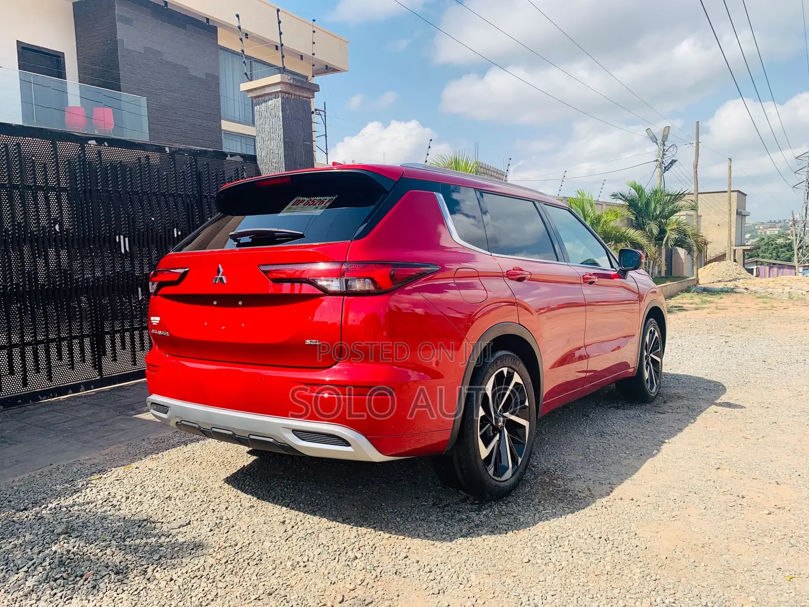 Mitsubishi Outlander SEL 2022 Red