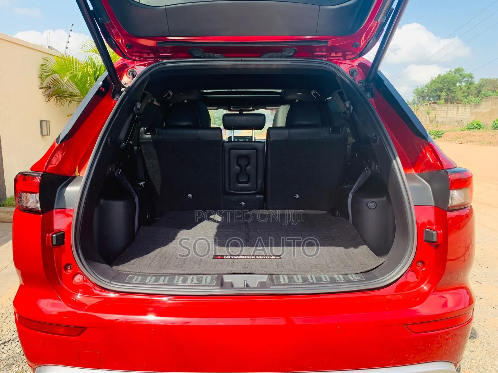 Mitsubishi Outlander SEL 2022 Red