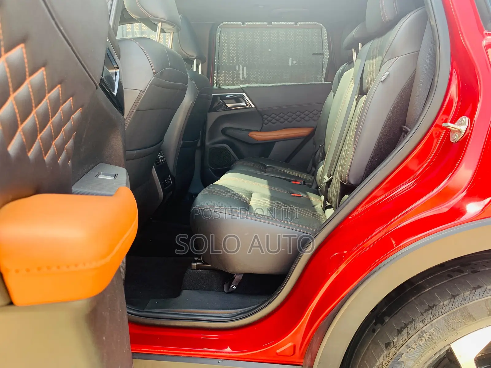 Mitsubishi Outlander SEL 2022 Red