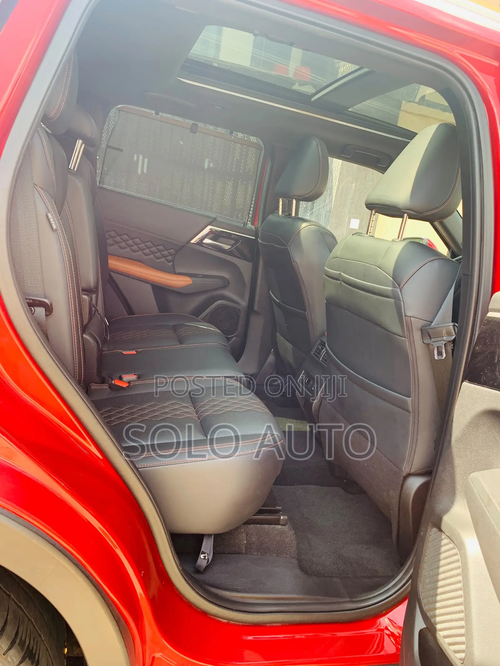 Mitsubishi Outlander SEL 2022 Red