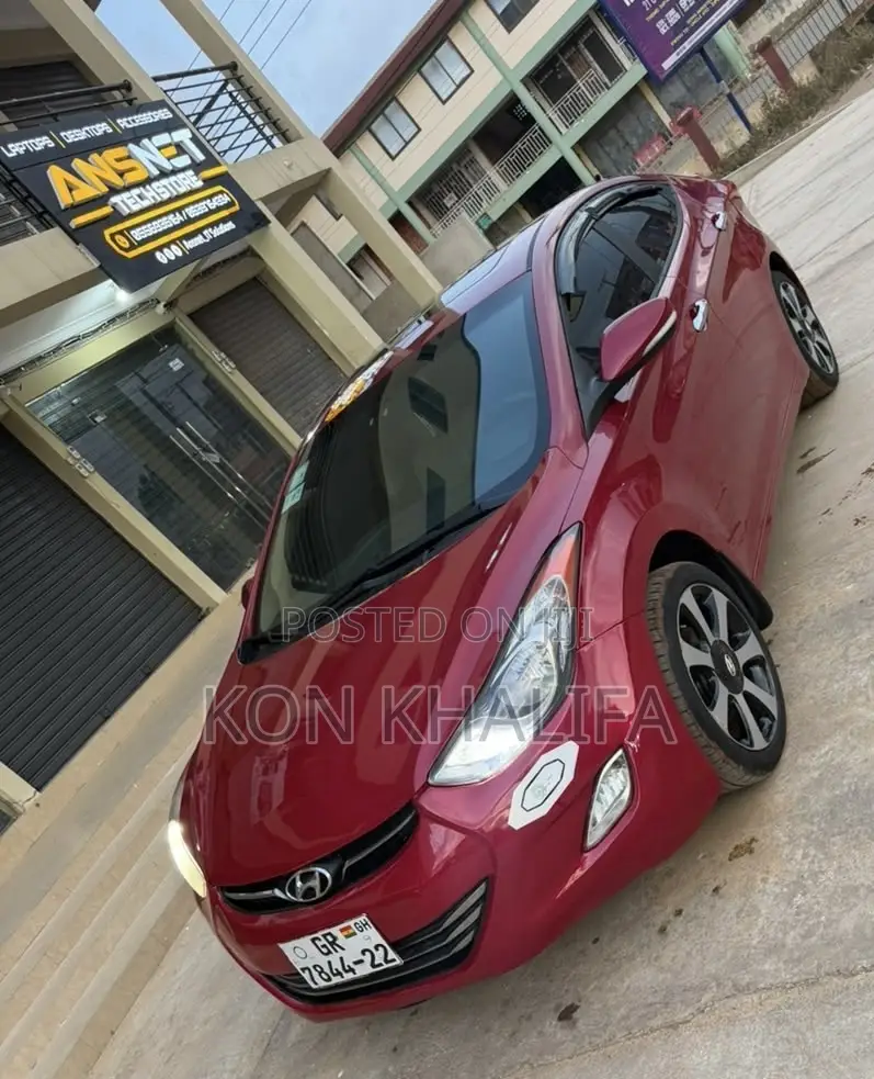 Hyundai Elantra Limited Sedan FWD (1.8L 4cyl 6A) 2013 Red
