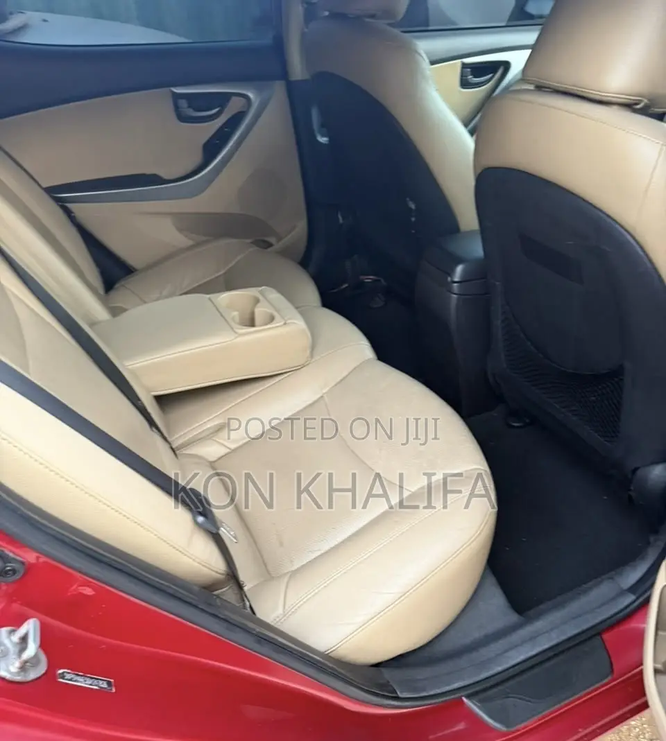 Hyundai Elantra Limited Sedan FWD (1.8L 4cyl 6A) 2013 Red