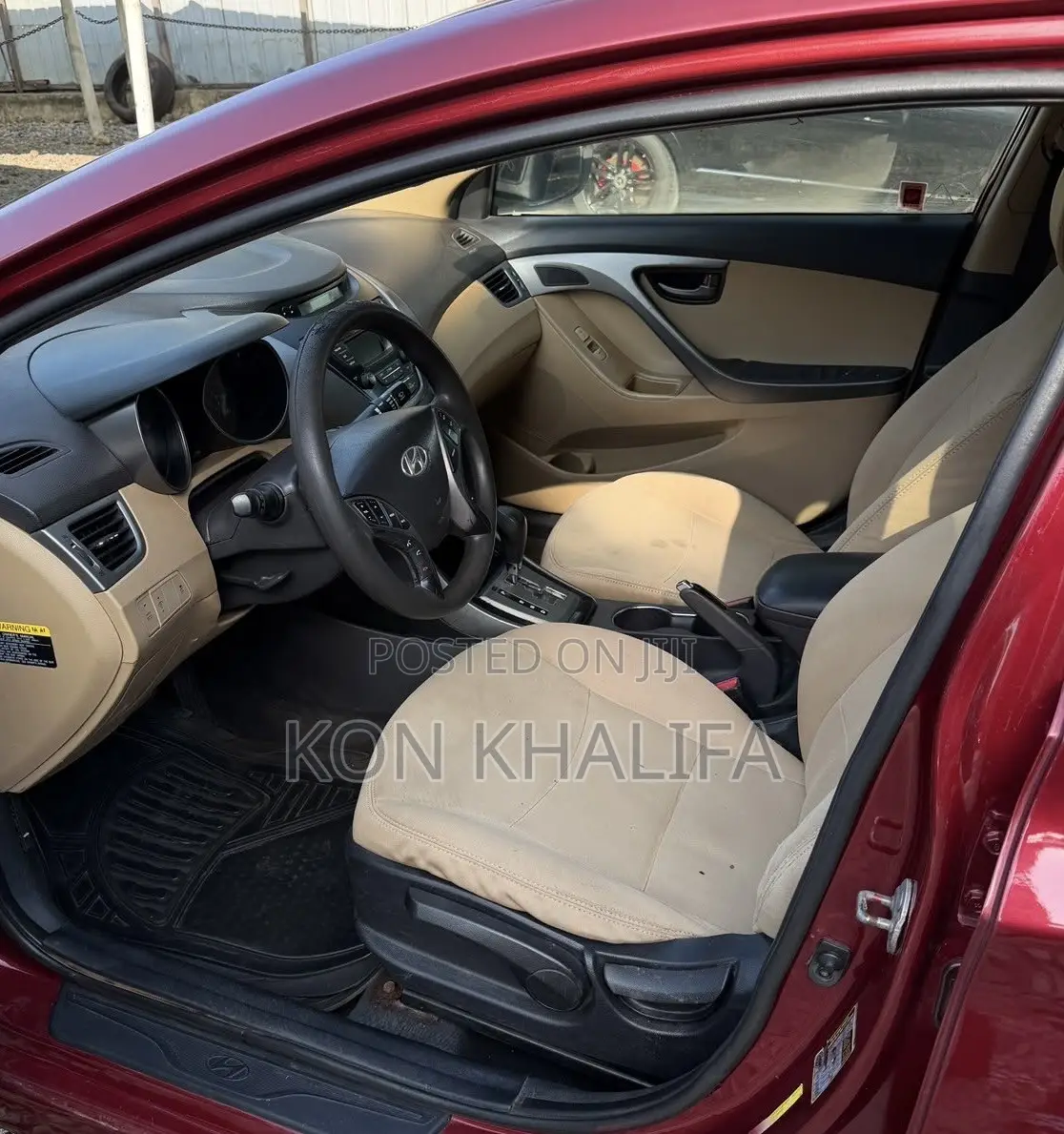 Hyundai Elantra 2014 Red