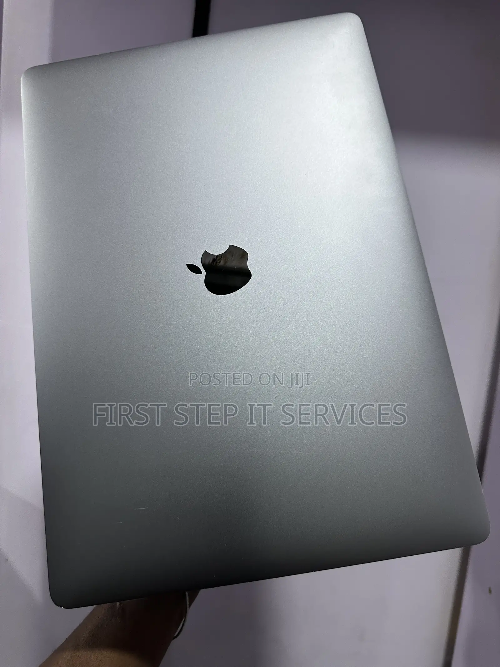 Laptop Apple MacBook Pro 32GB Intel Core i7 SSD 1T