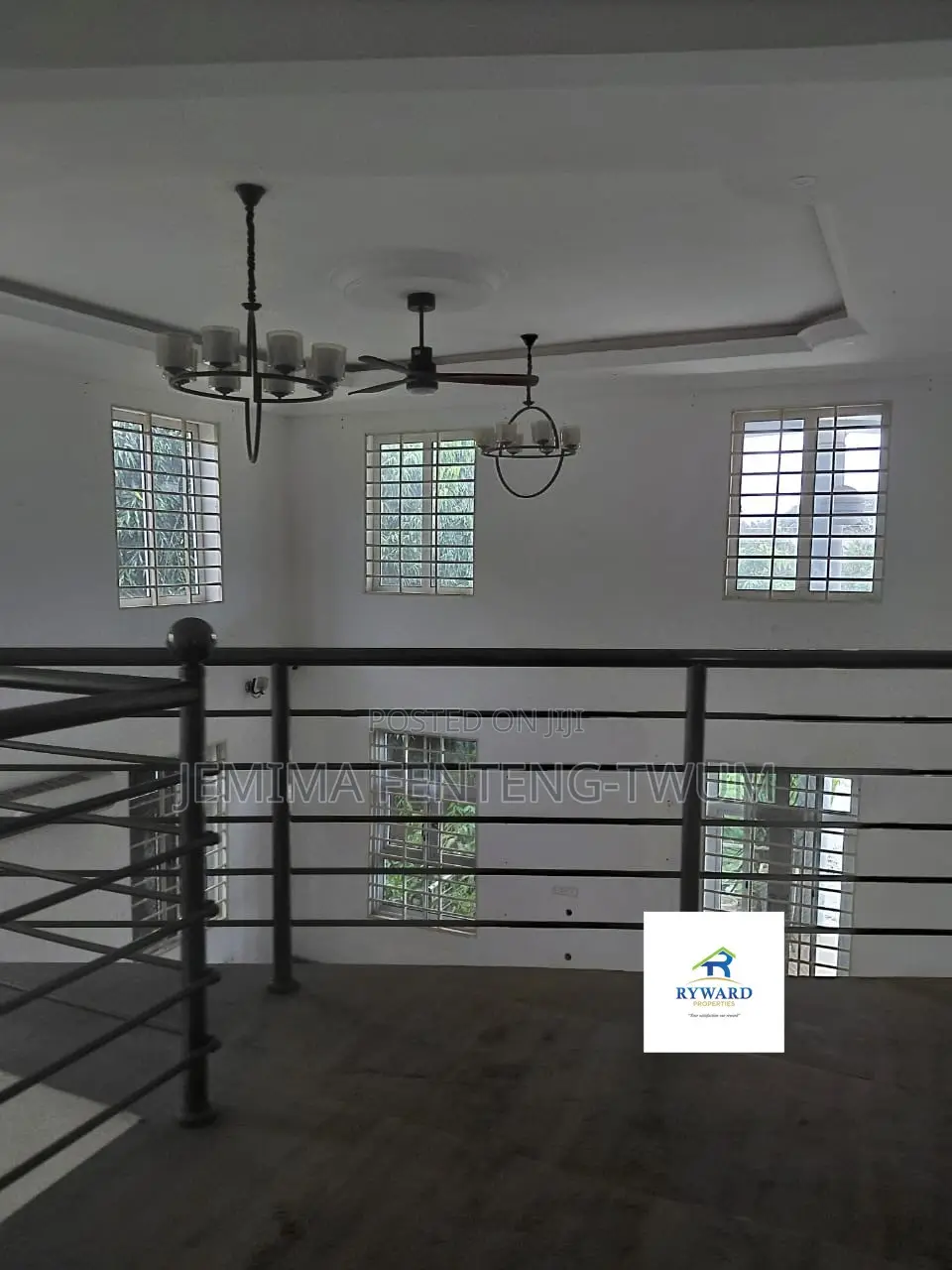 5bdrm House in Kuottam Estate, Oyarifa Mall Area for sale