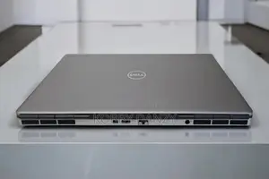 Laptop Dell Precision 7750 16GB Intel Core i7 SSD 256GB