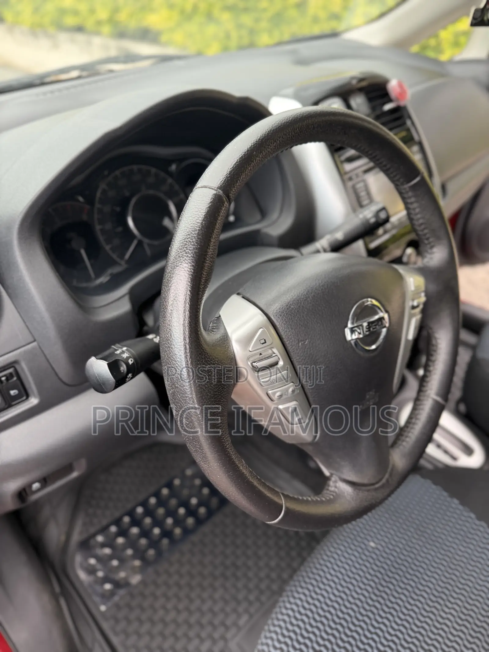 Nissan Versa 1.6 S 4dr Sedan (1.6L 4cyl 4A) 2015 Red