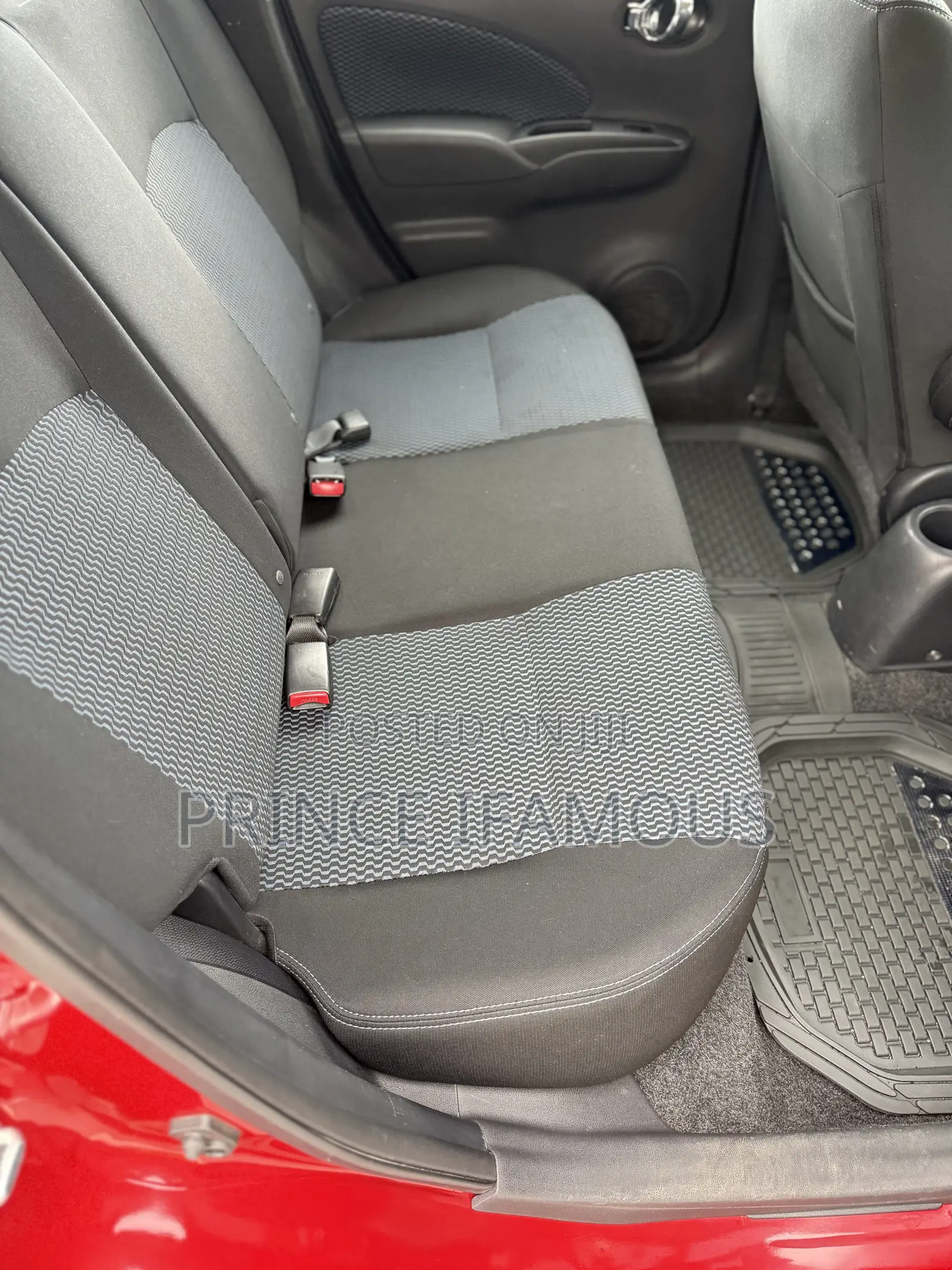 Nissan Versa 1.6 S 4dr Sedan (1.6L 4cyl 4A) 2015 Red