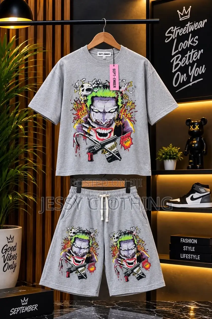 Unisex Quality T-Shirt Size L - Clean - Fits Men & Women - Kumasi
