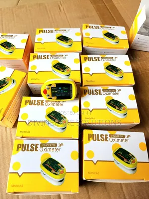 Pulse Oximeter Fingertip for Infants (Rechargeable)
