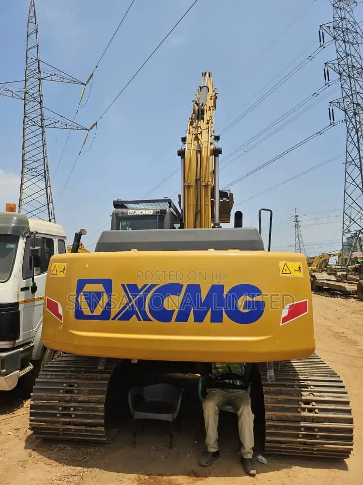 XCMG XE215i-K LC Hydraulic Excavator
