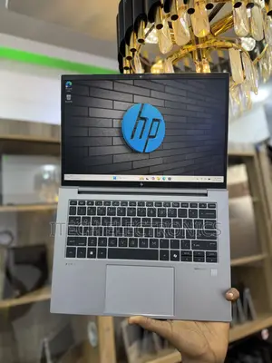 Laptop HP ZBook Firefly 14 G11 32GB AMD Ryzen 7 SSD 512GB