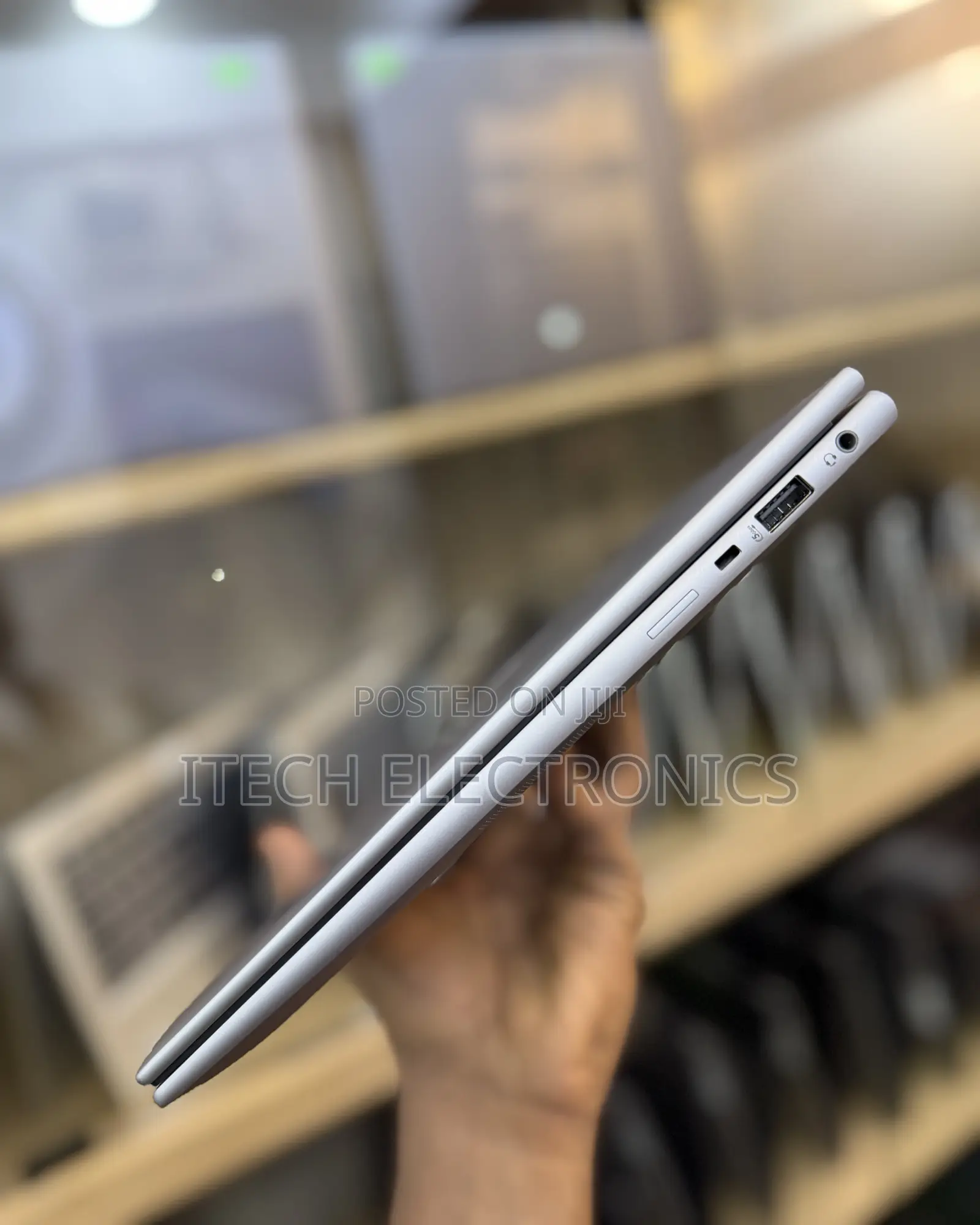 Laptop HP ZBook Firefly 14 G11 32GB AMD Ryzen 7 SSD 512GB