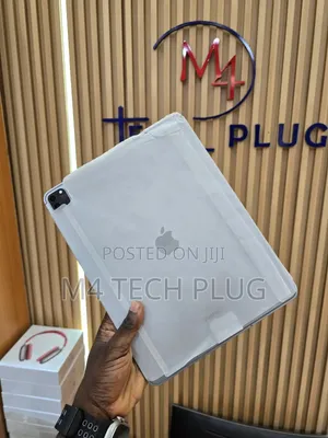 Apple iPad Pro 12.9 (2020) 256 GB Gray