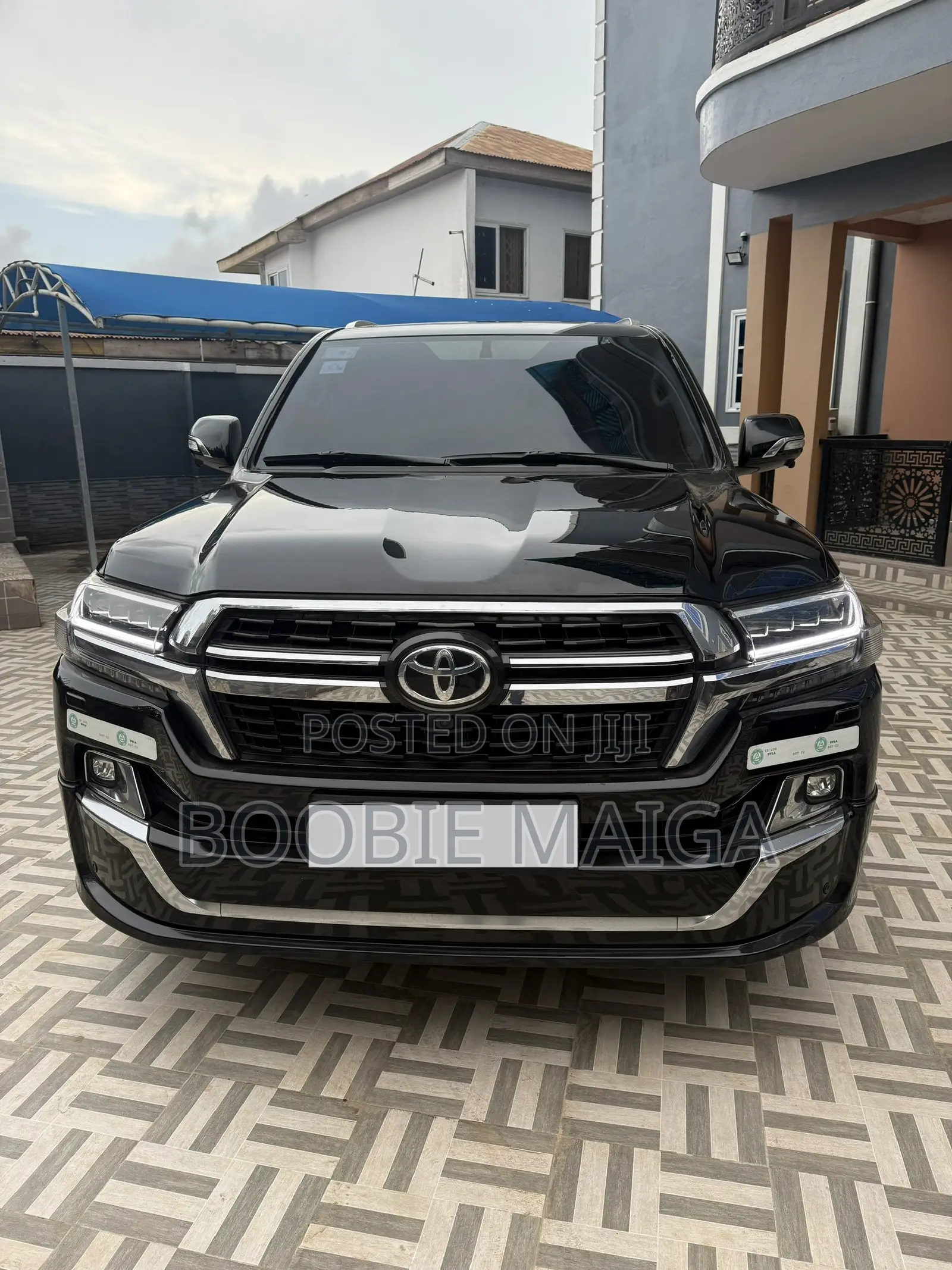 Toyota Land Cruiser 4.5 V8 VXR 2020 Black