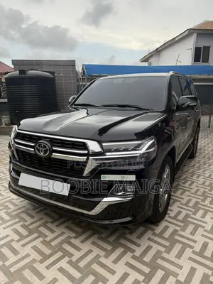 Toyota Land Cruiser 4.5 V8 VXR 2020 Black