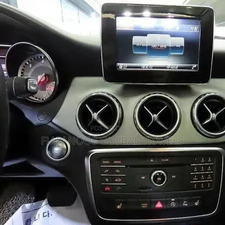 Mercedes-Benz GLA-Class 2017 White
