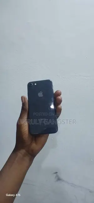 Apple iPhone 8 64 GB Black