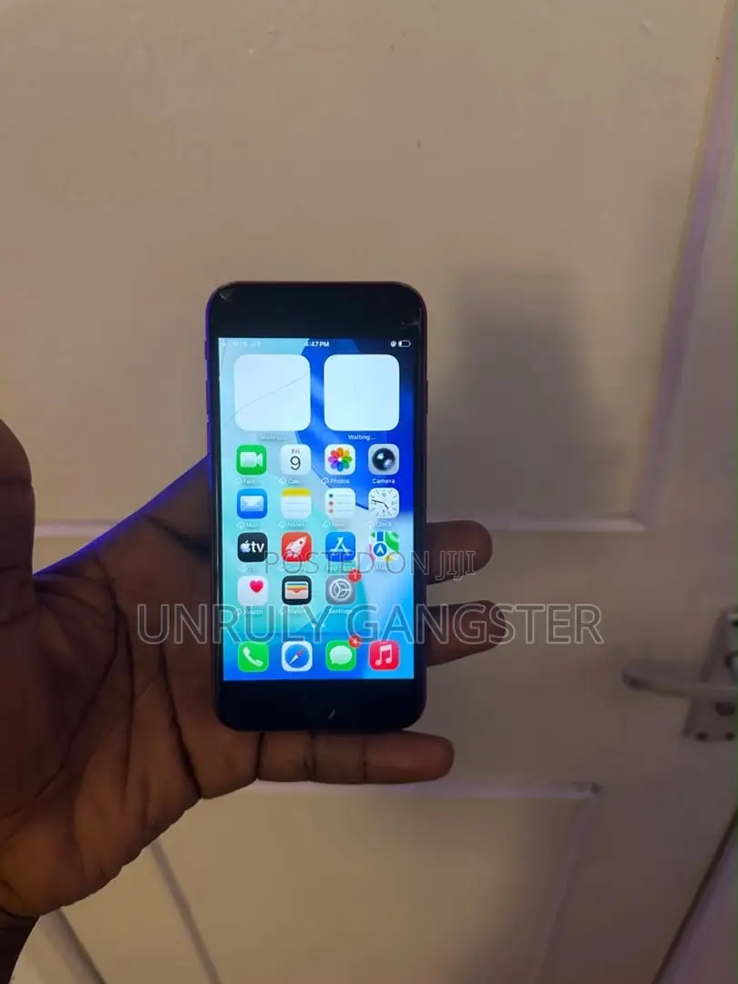 Apple iPhone 8 64 GB Black
