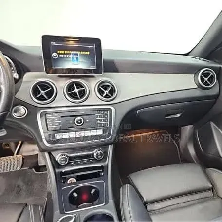 Mercedes-Benz CLA-Class 2017 Black