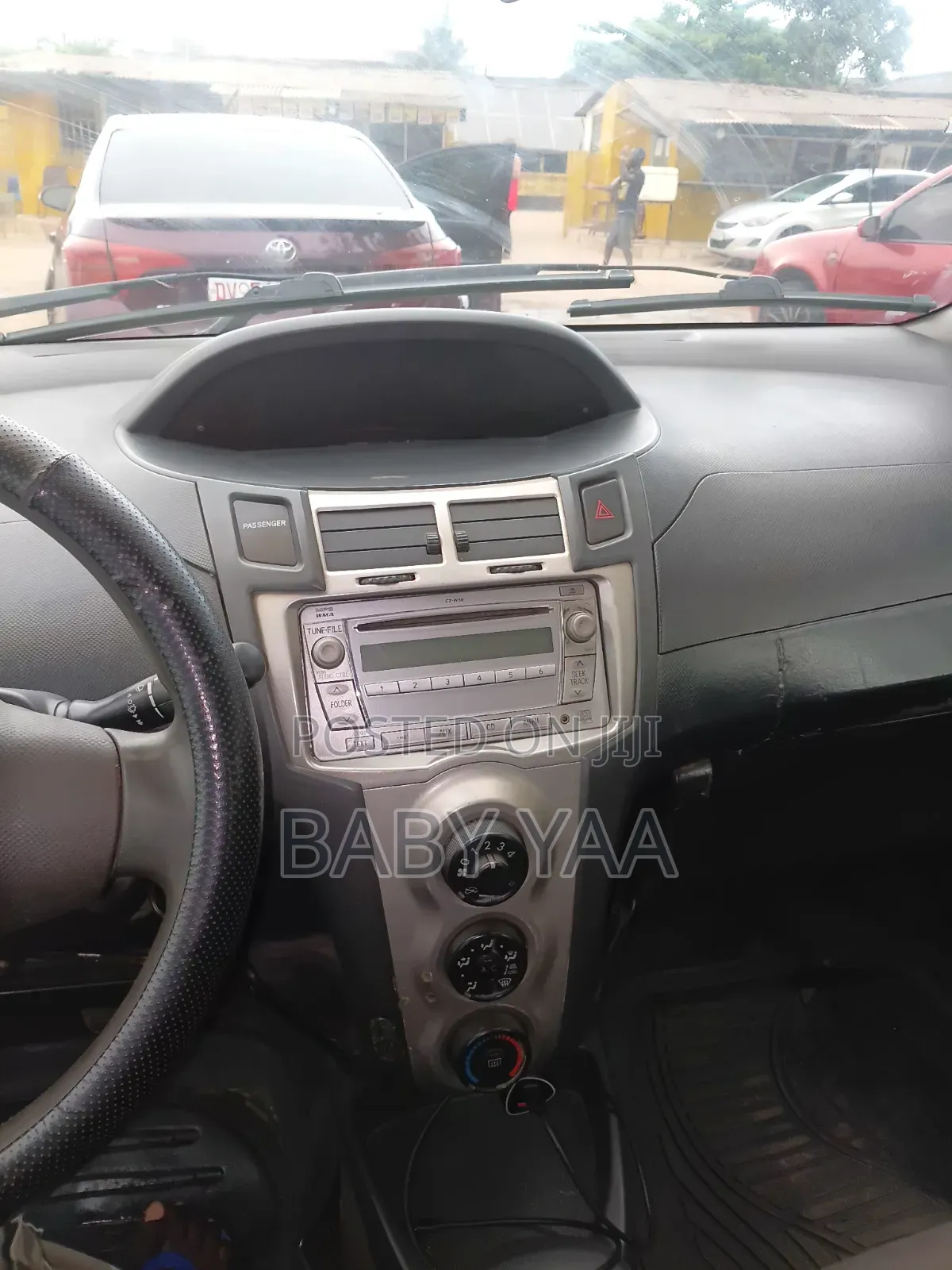 Toyota Vitz 1.0 FWD 5dr 2010 Blue