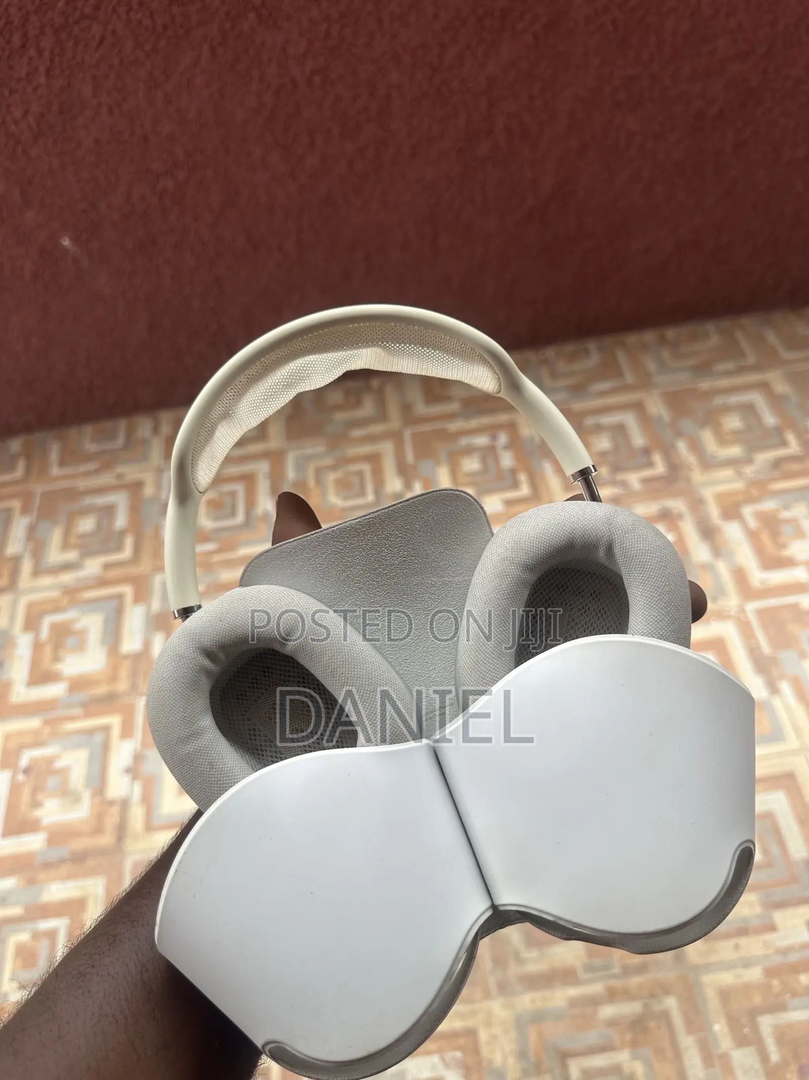 AirPod Max (Lightening)