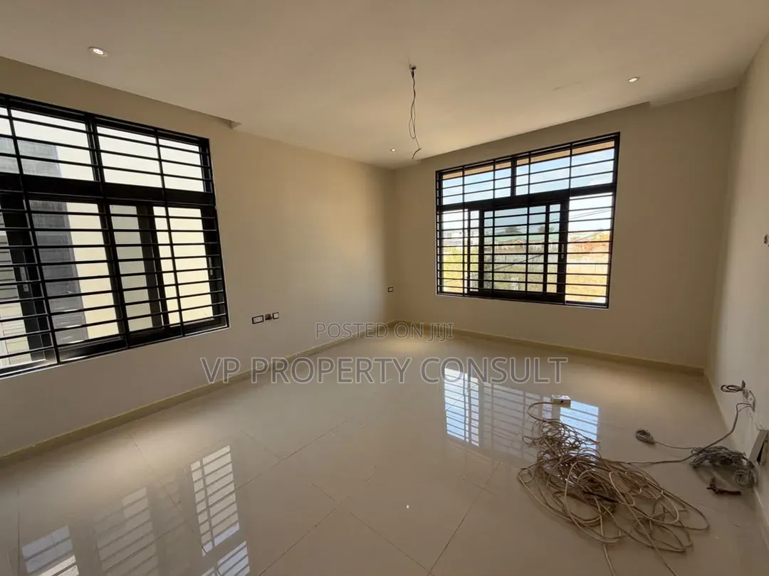 3bdrm House in Amrahia for sale