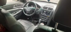Ford Explorer 2016 Gray