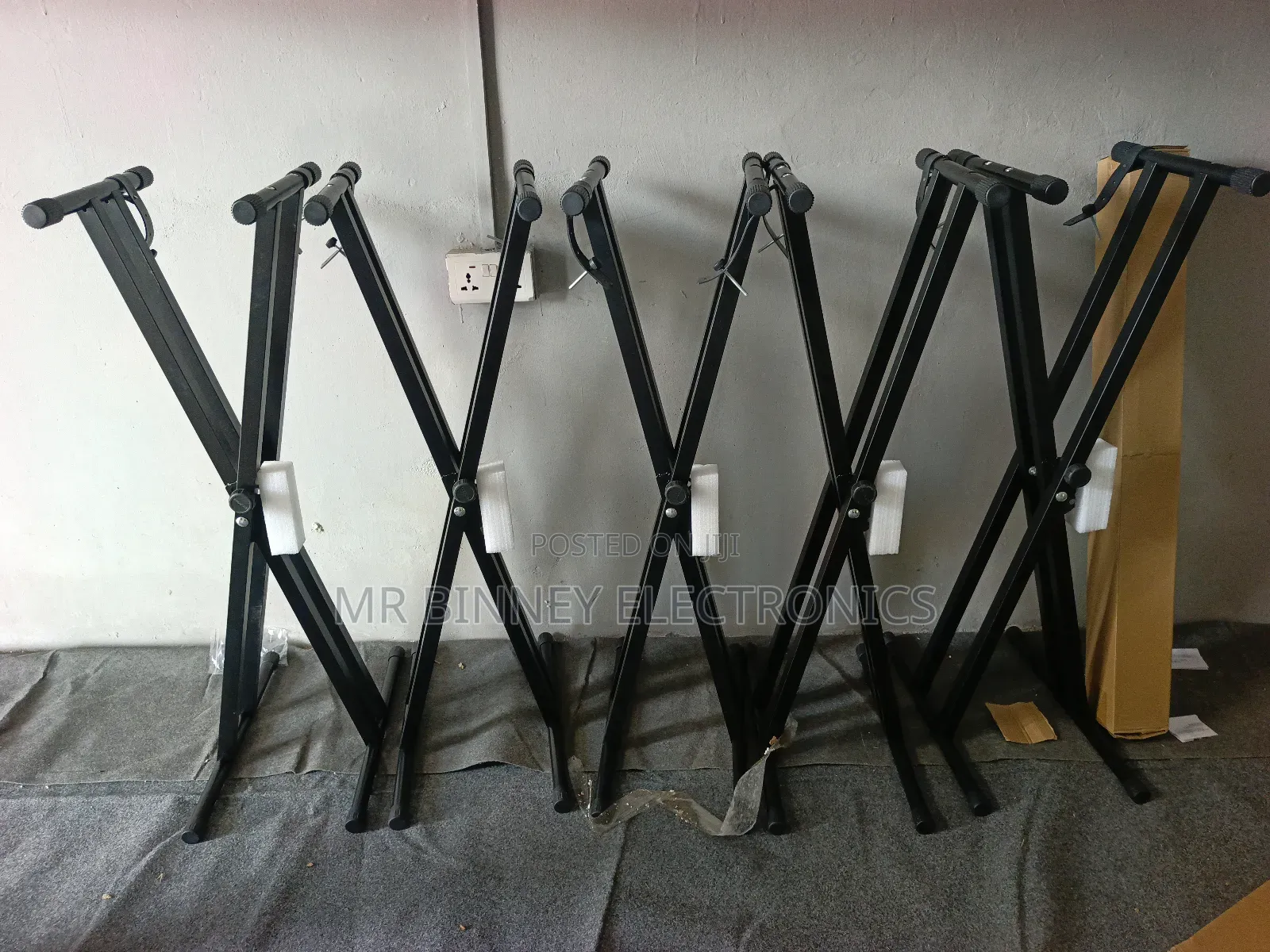 Double X Type Keyboard Stand