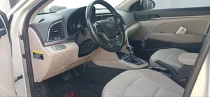 Hyundai Elantra ECO 2018 Gold