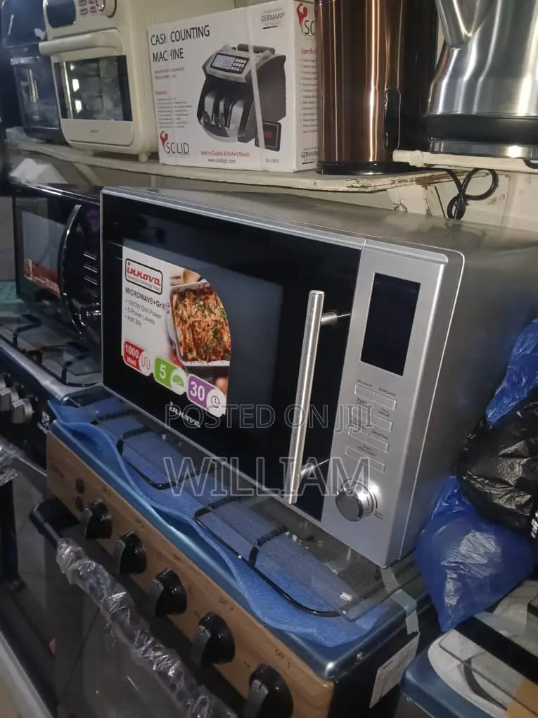 Affordable Innova Microwave With a Capacity of 30 Litres 2 in 1
