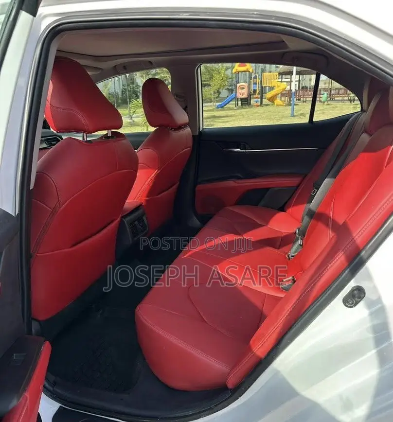 Toyota Camry XSE 2021 White