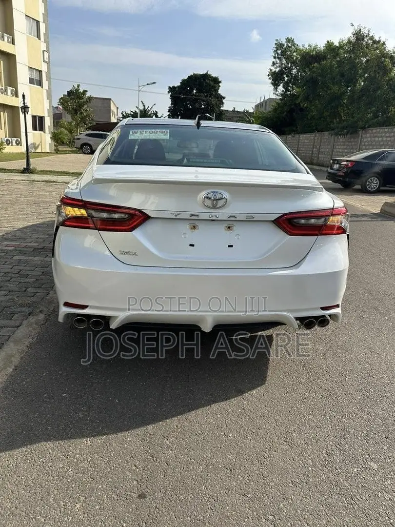 Toyota Camry XSE 2021 White