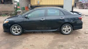 Toyota Corolla 2013 Black