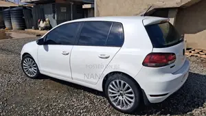 Volkswagen Golf 2.0 TDI 3 Door 2011 White