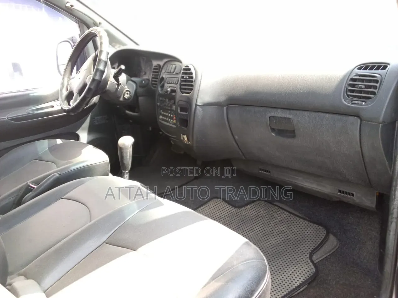 Hyundai H-100 2001 White